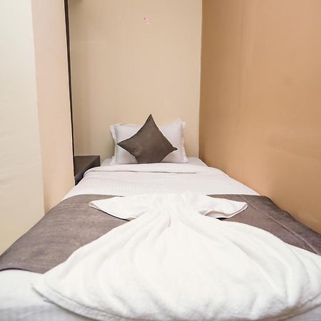 Hotel Middleton Nxt Бхубанешвара Экстерьер фото